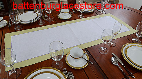 Table runner. White with Celery Green. 16x45"